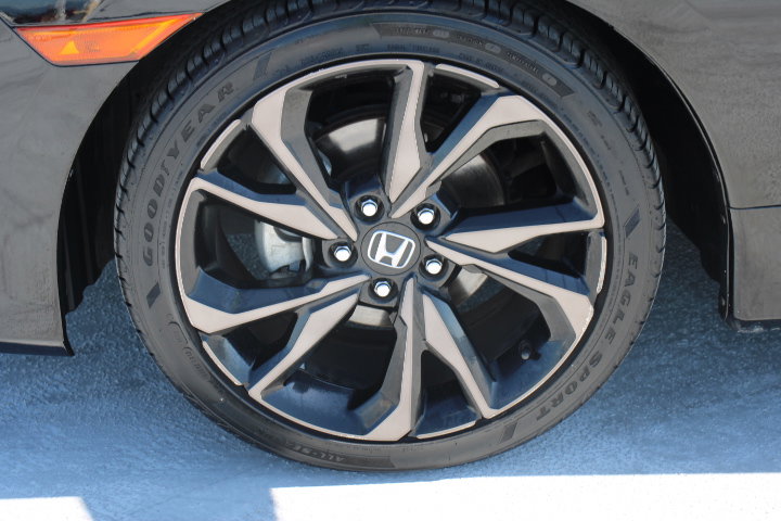Used 2019 Honda Civic Sport image 9