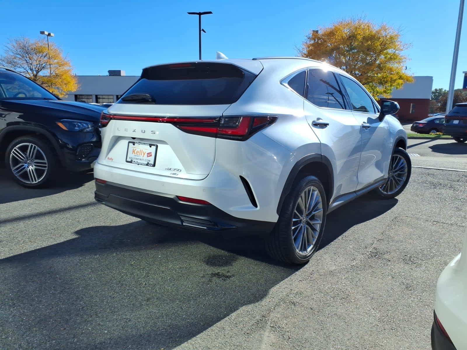 Used 2025 Lexus NX 350 AWD w/ Cold Area Package image 4