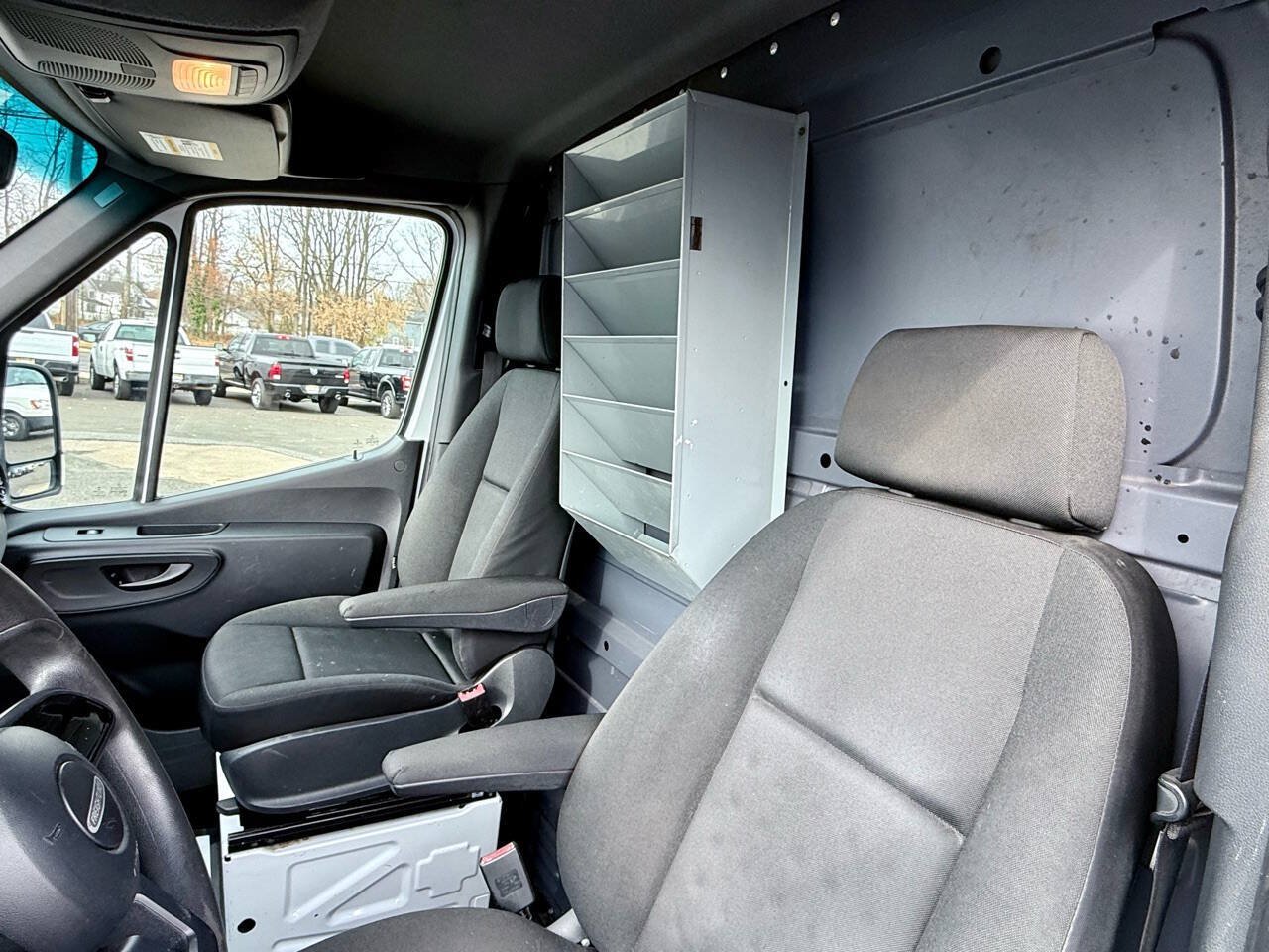 Used 2019 Freightliner Sprinter 2500 RWD image 26