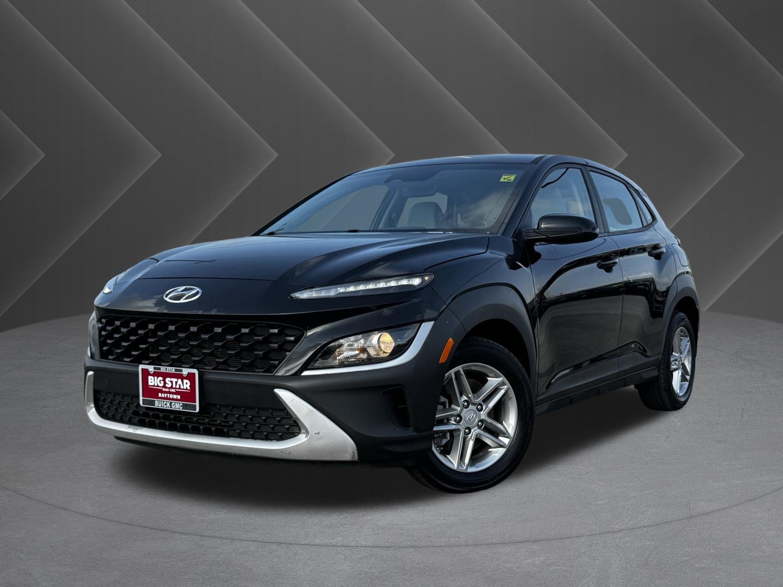 Used 2023 Hyundai Kona SE AWD/4WD image 2