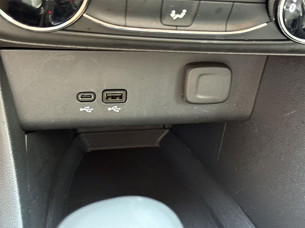 Used 2025 Buick Encore GX Preferred FWD image 33