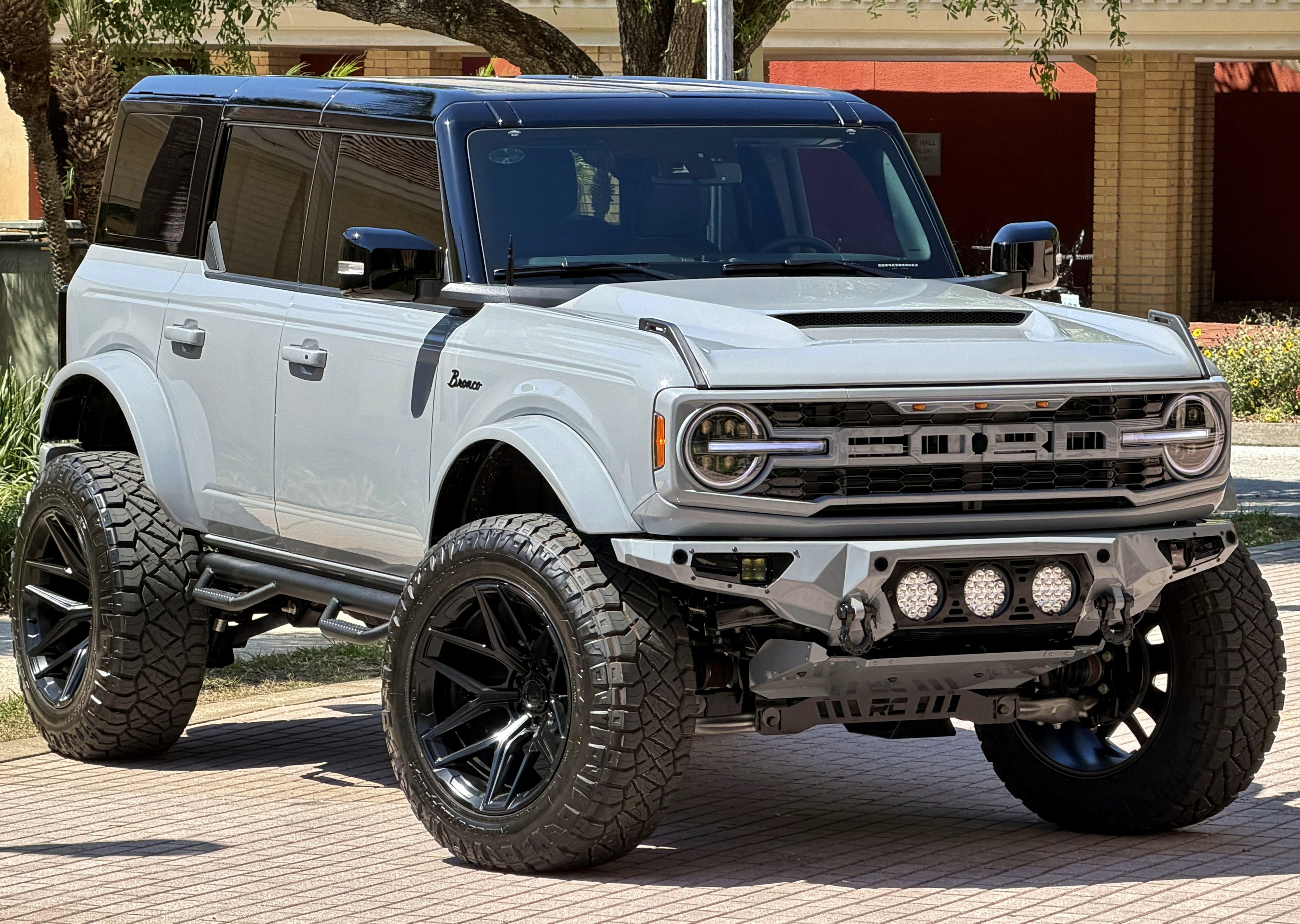 Used 2026 Ford Bronco Outer Banks AWD/4WD image 5