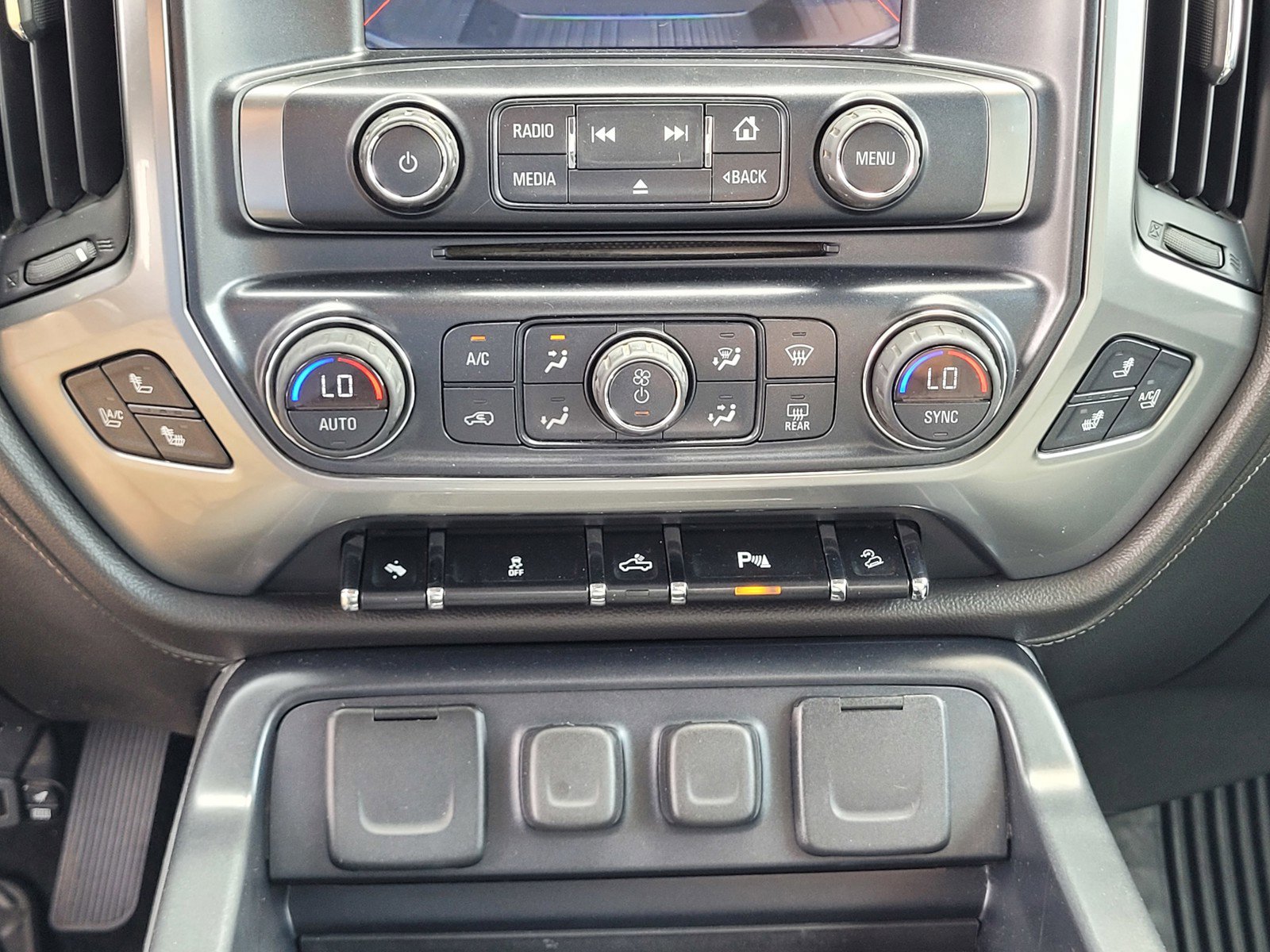 Used 2014 Chevrolet Silverado 1500 LTZ Z71 w/ LTZ Plus Package AWD/4WD image 13