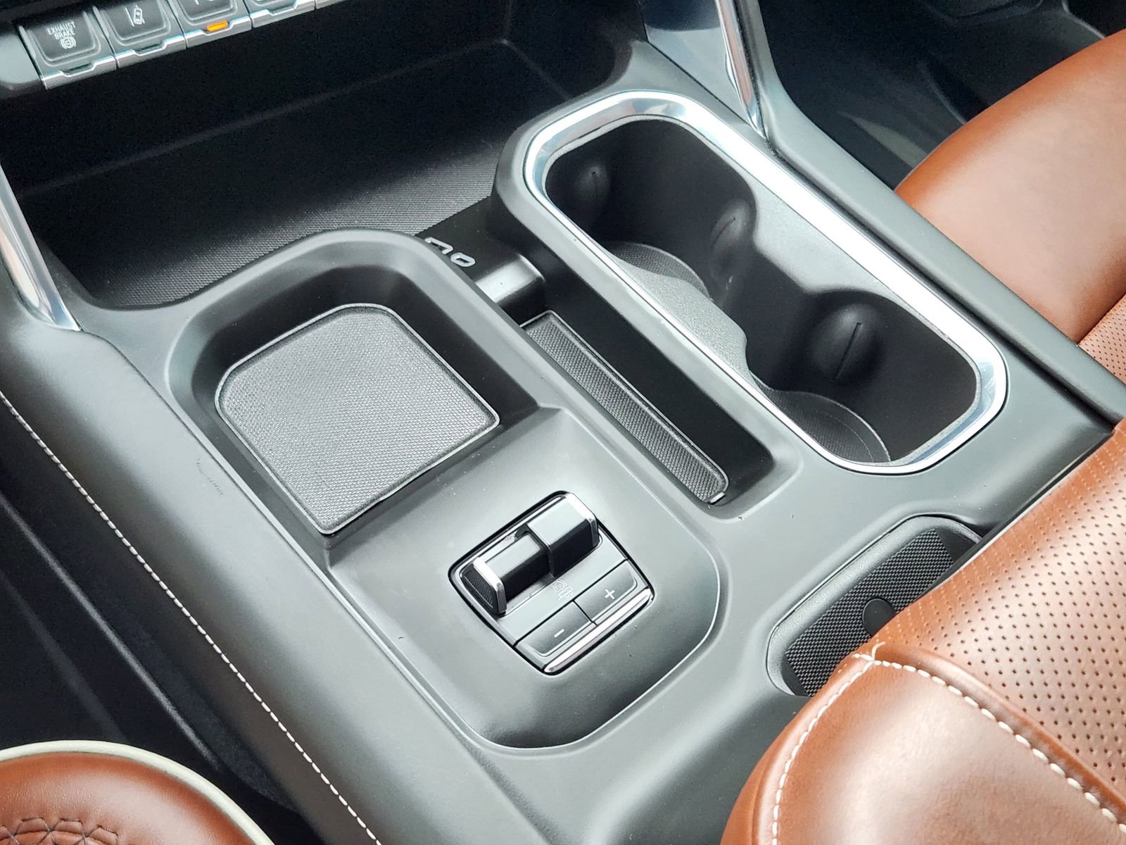 Used 2025 GMC Sierra 2500 Denali Ultimate image 20