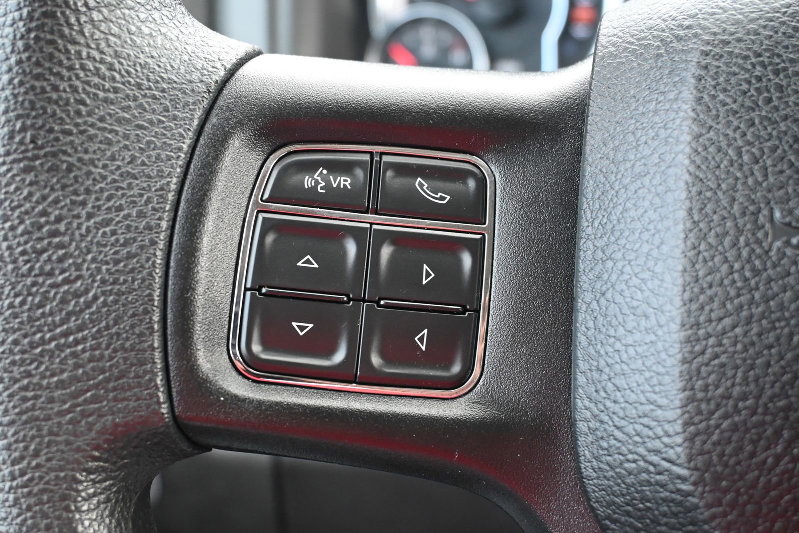 Used 2019 RAM 1500 Classic Warlock RWD image 9