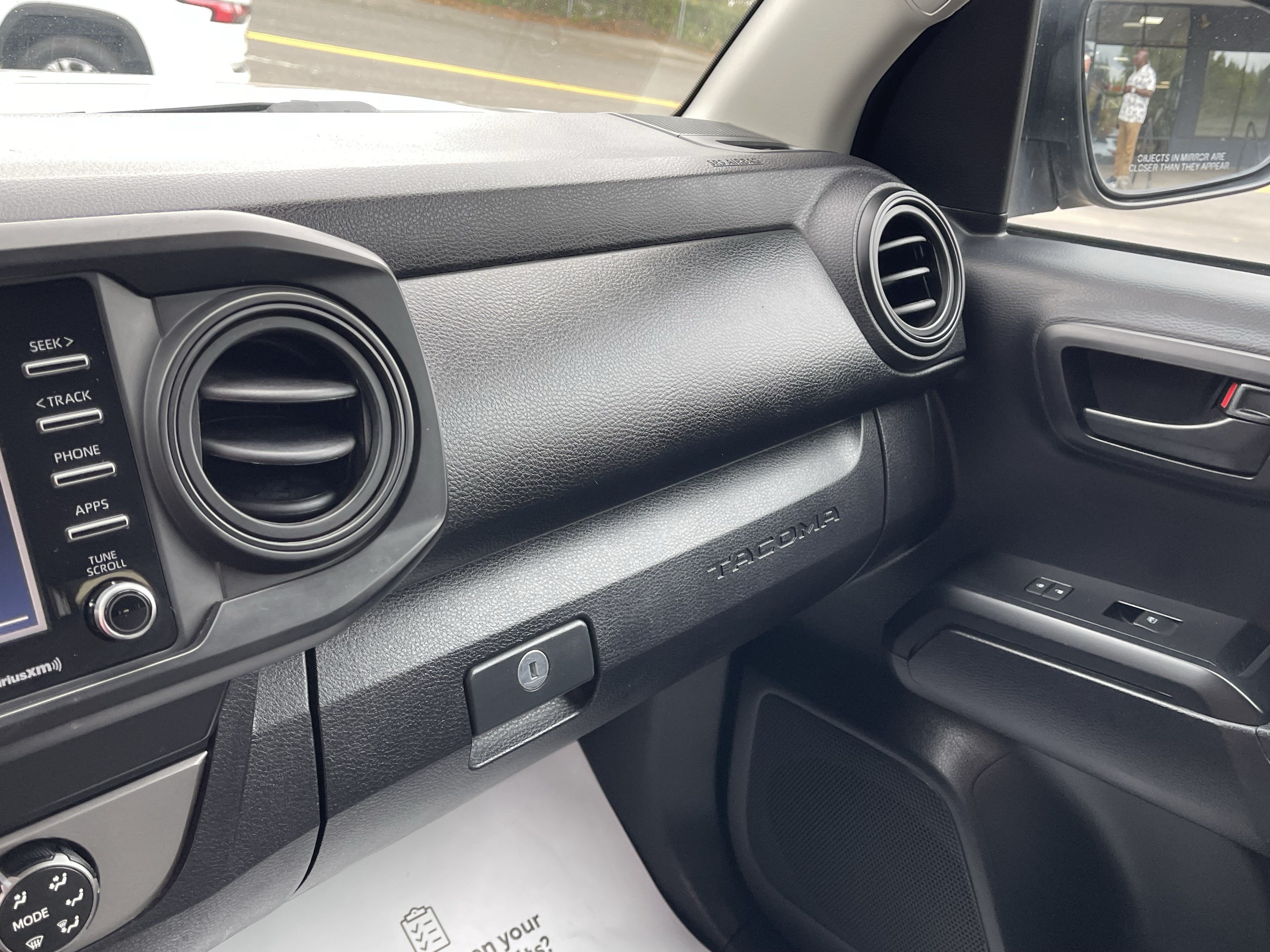Certified 2020 Toyota Tacoma SR AWD/4WD image 24