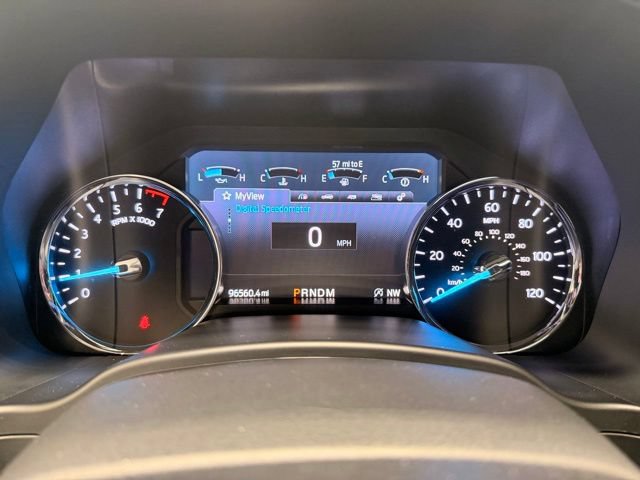 Used 2020 Ford Expedition XLT w/ Equipment Group 202A AWD/4WD image 33