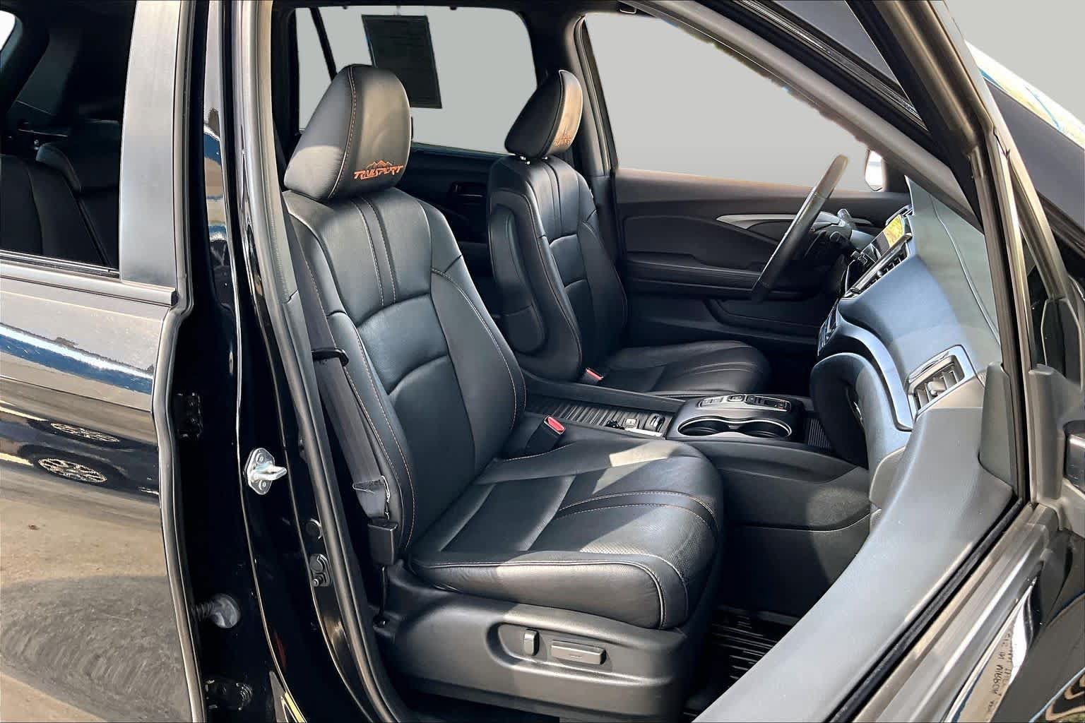Certified 2023 Honda Passport TrailSport image 9
