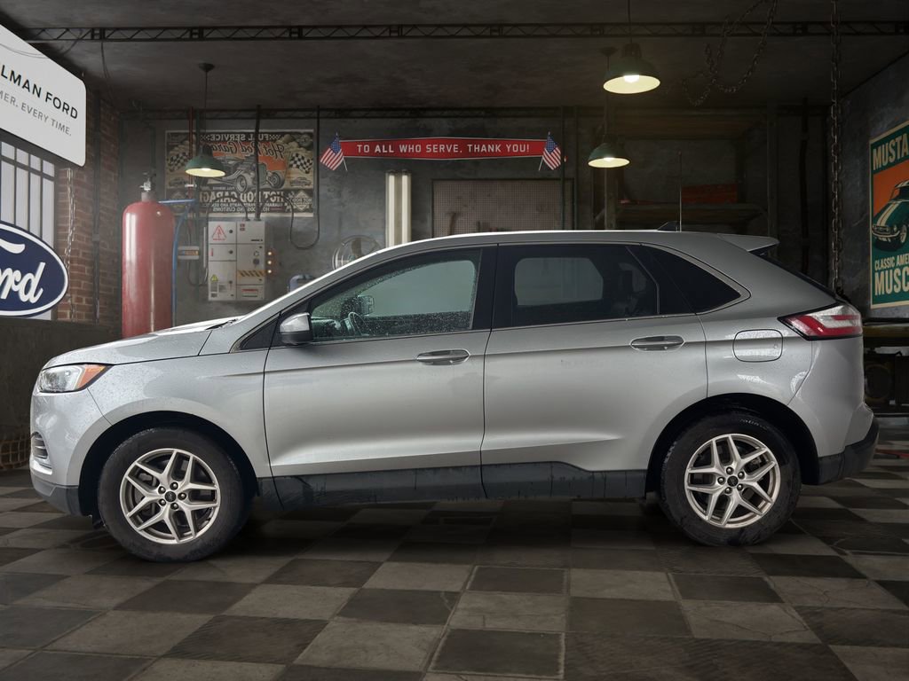 Used 2023 Ford Edge SEL image 20