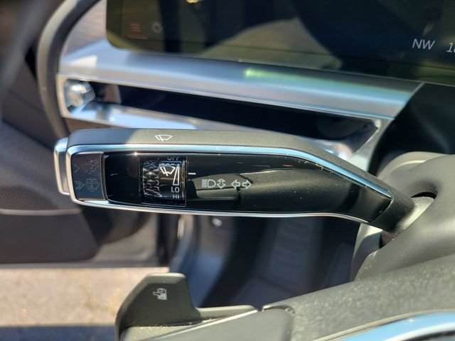 Certified 2024 Cadillac Lyriq Sport AWD/4WD image 17