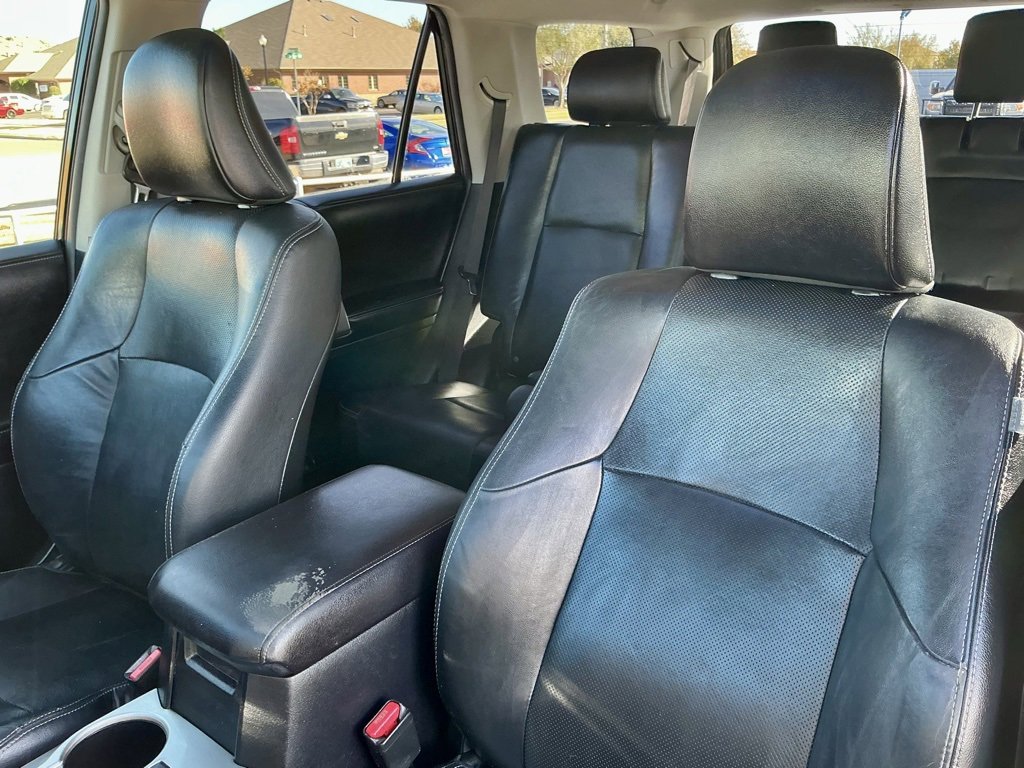 Used 2015 Toyota 4Runner Limited image 37