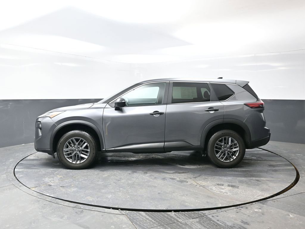 Used 2024 Nissan Rogue S image 11