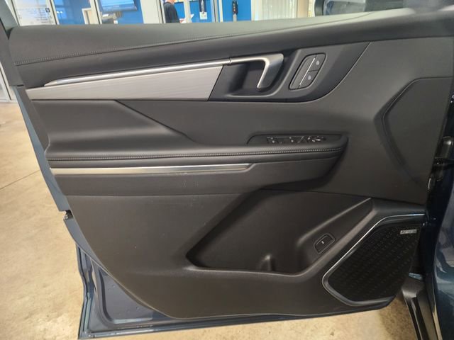 Used 2025 Buick Enclave Preferred image 10