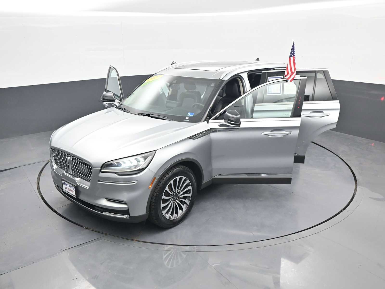 Used 2023 Lincoln Aviator AWD w/ Premium Package image 50