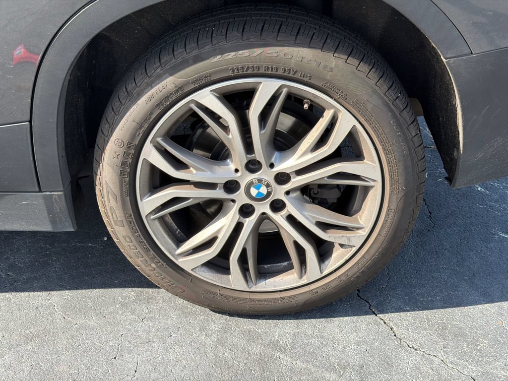 Used 2022 BMW X2 sDrive28i w/ Convenience Package FWD image 21