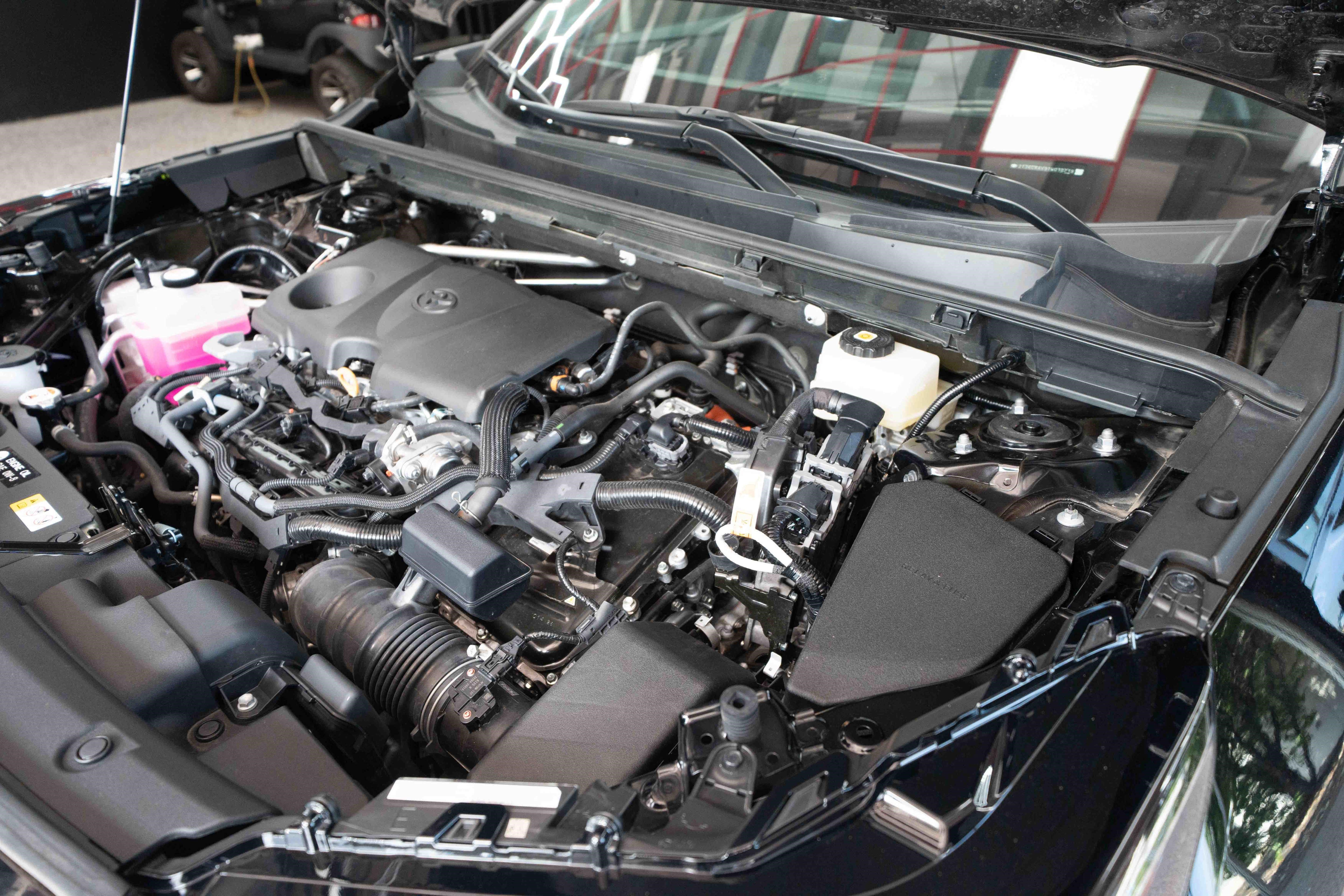 Used 2026 Toyota RAV4 XLE Premium AWD/4WD image 34