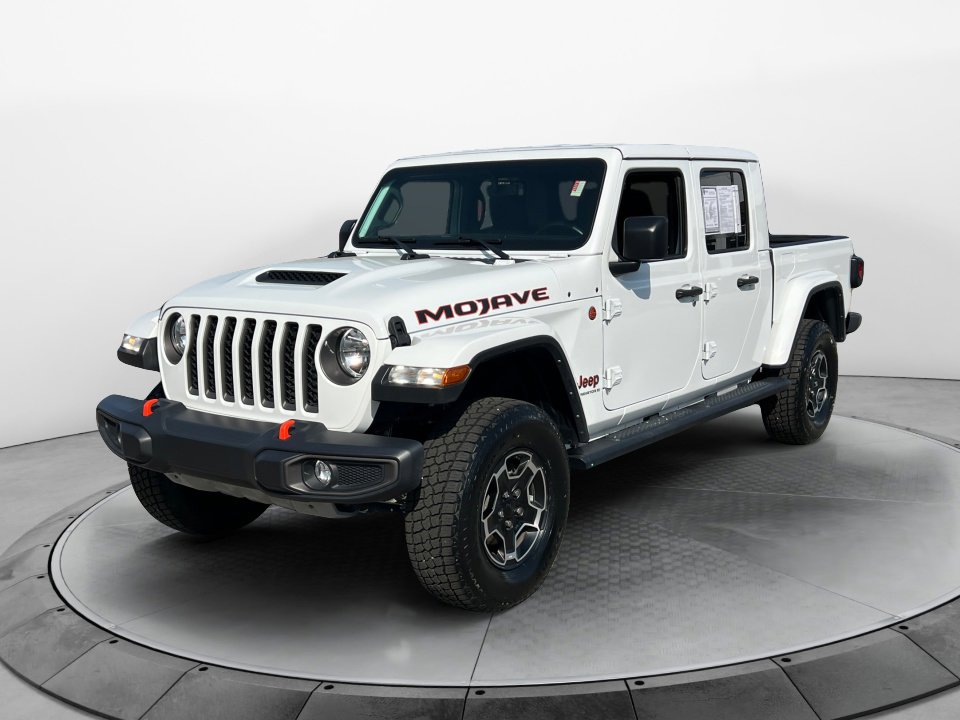 Used 2023 Jeep Gladiator Mojave w/ Cold Weather Group image 3