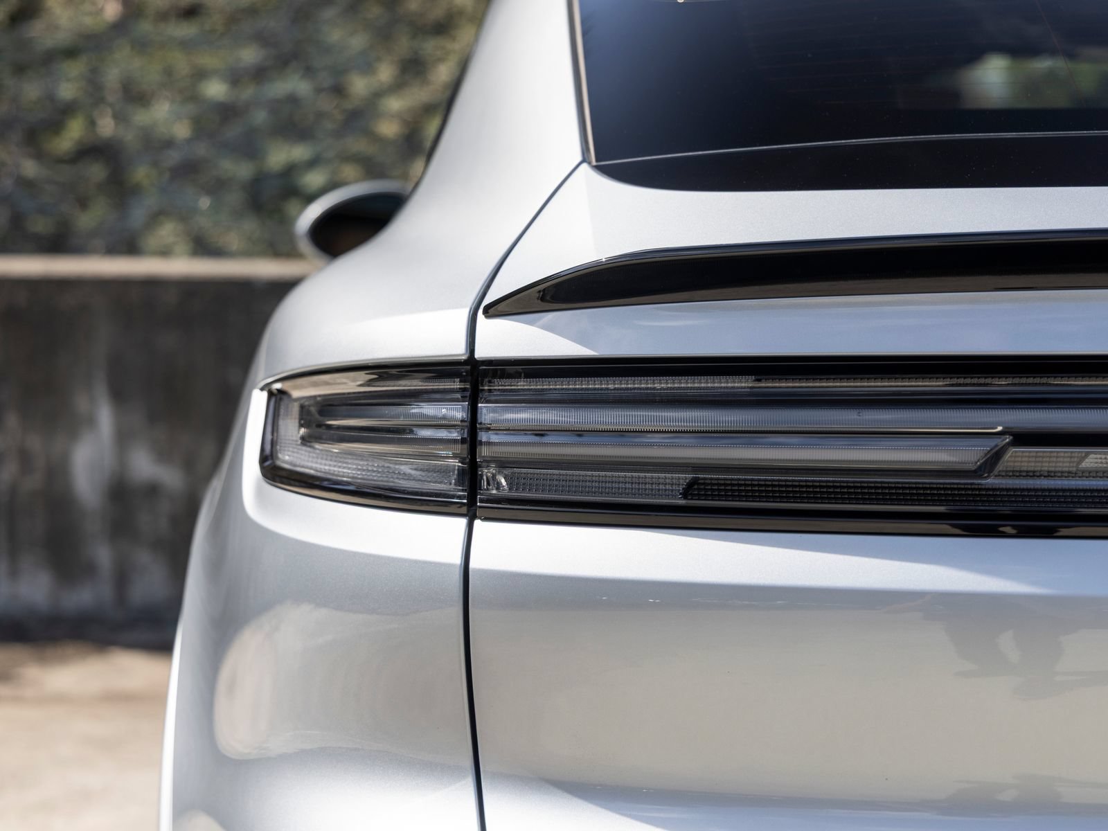 Certified 2025 Porsche Cayenne GTS AWD/4WD image 22