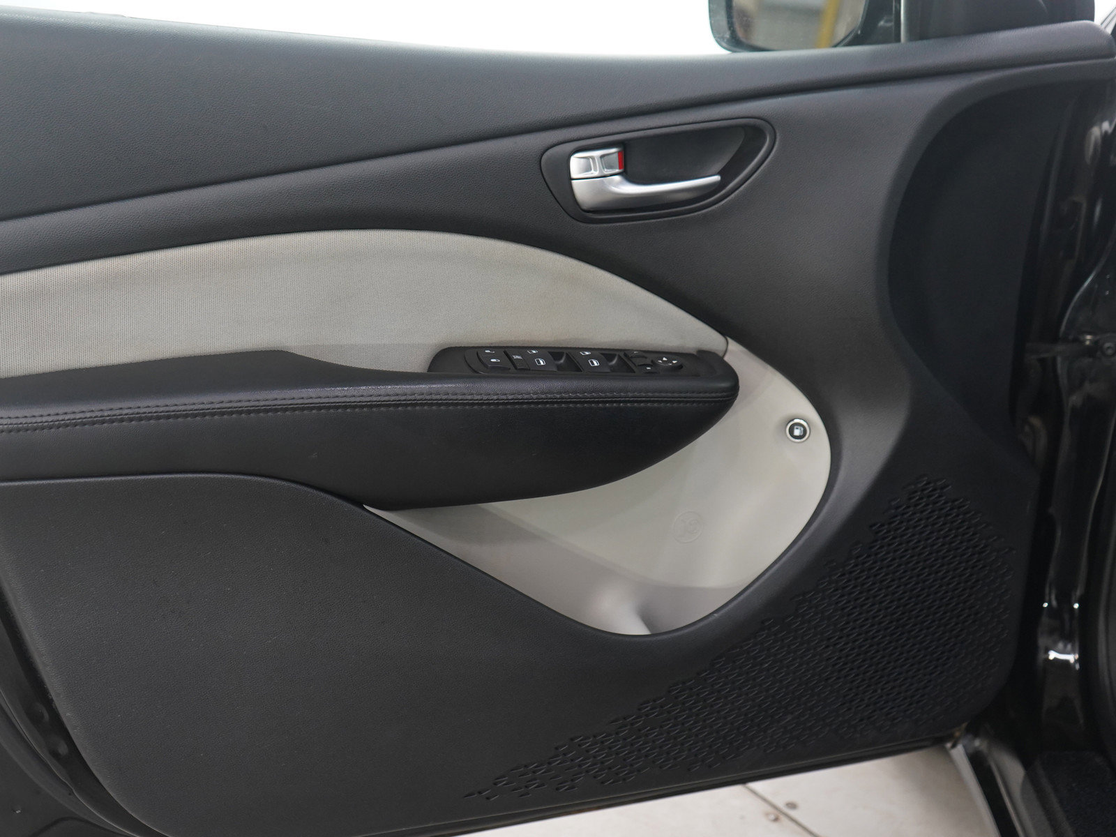 Used 2014 Dodge Dart SXT w/ Rallye Appearance Group image 17