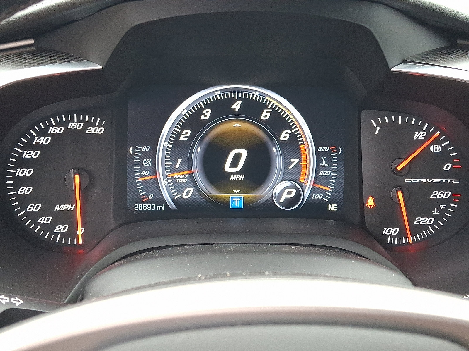 Used 2016 Chevrolet Corvette Stingray Coupe w/ 2LT Preferred Equipment Group RWD image 21