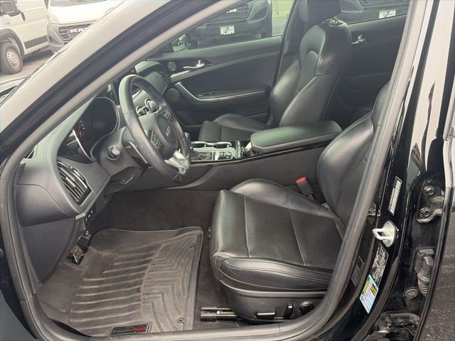 Used 2022 Kia Stinger GT-Line w/ Sun & Sound Package AWD/4WD image 11