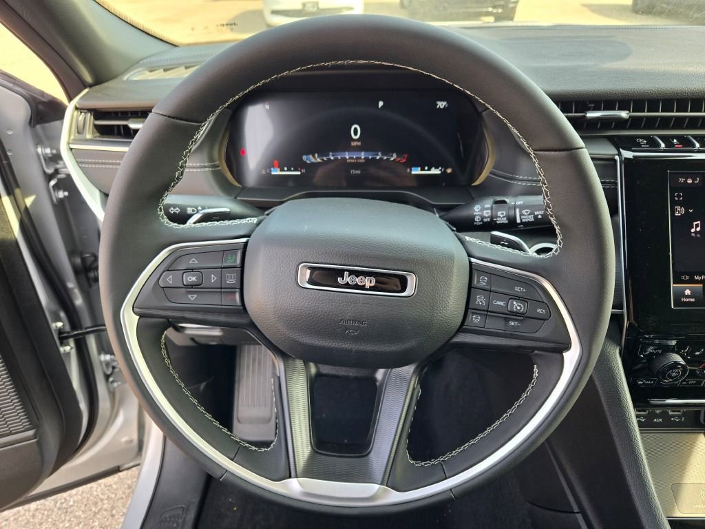 New 2026 Jeep Grand Cherokee Laredo X AWD/4WD image 32
