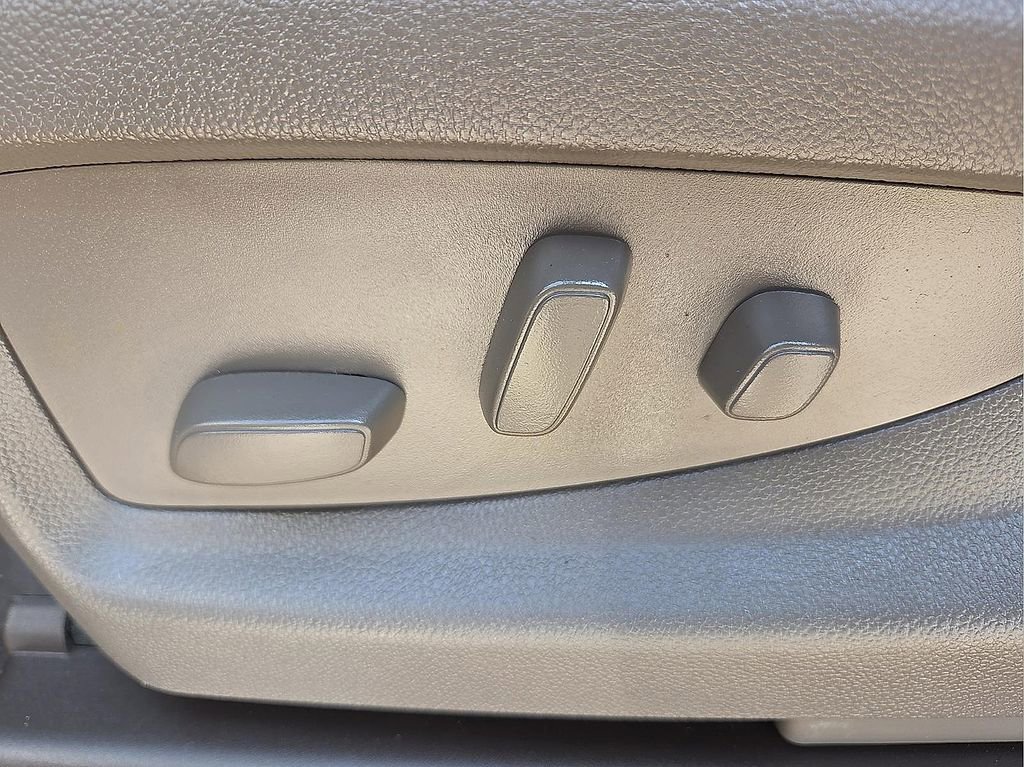 Used 2019 GMC Yukon Denali image 15