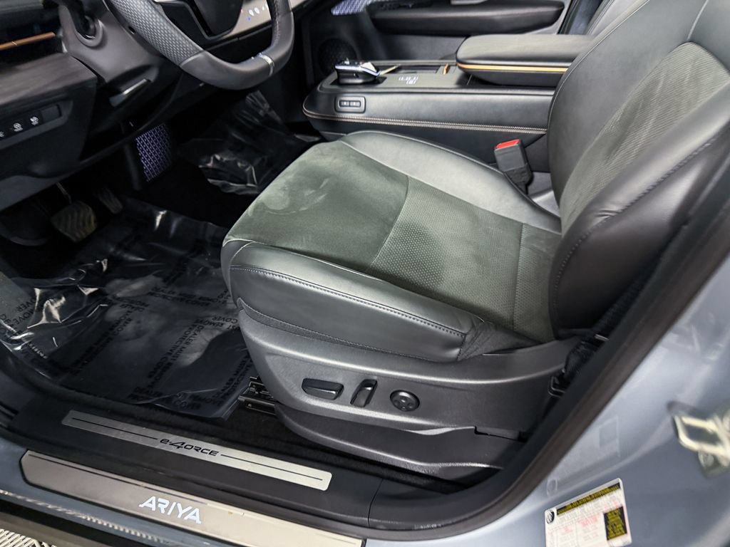 Certified 2024 Nissan Ariya AWD image 30