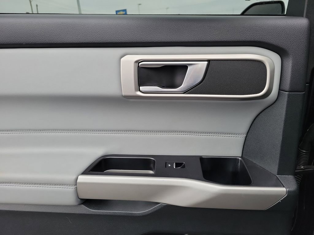 Certified 2023 Ford Explorer XLT w/ Equipment Group 202A image 14