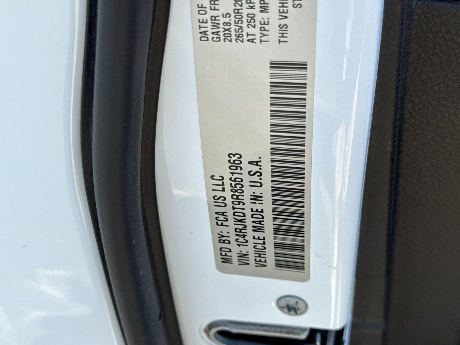 Used 2024 Jeep Grand Cherokee L Overland w/ Trailer Tow Package AWD/4WD image 45