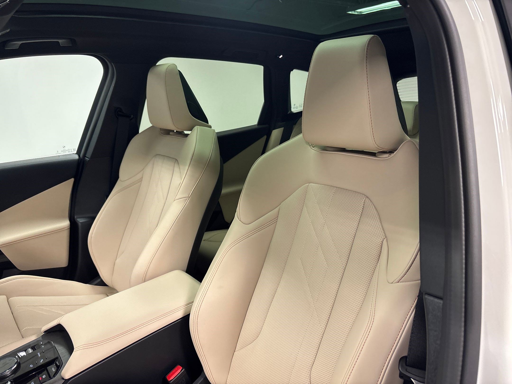 Used 2026 BMW X3 xDrive30 w/ Convenience Package image 28