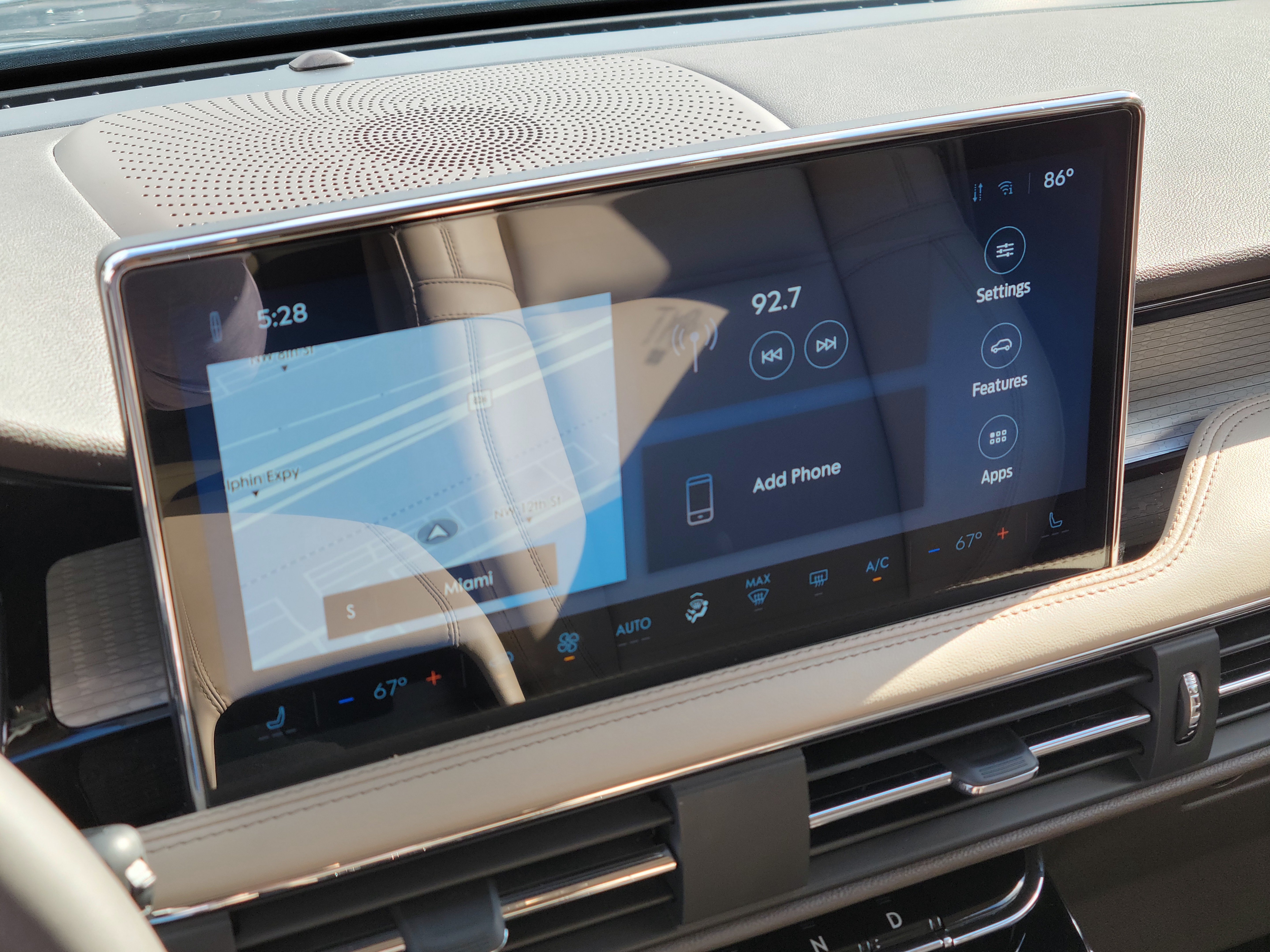 Used 2019 Lincoln MKC Reserve FWD image 10