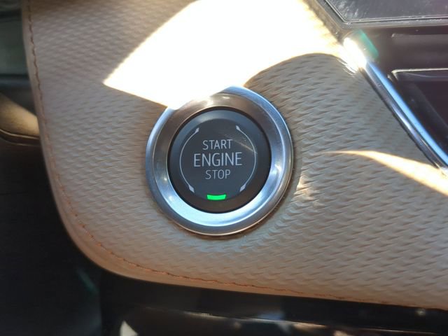 Used 2025 Chevrolet Equinox ACTIV w/ Convenience Package III AWD/4WD image 57