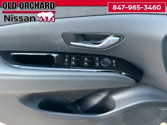 Used 2025 Hyundai Tucson Limited AWD/4WD image 9