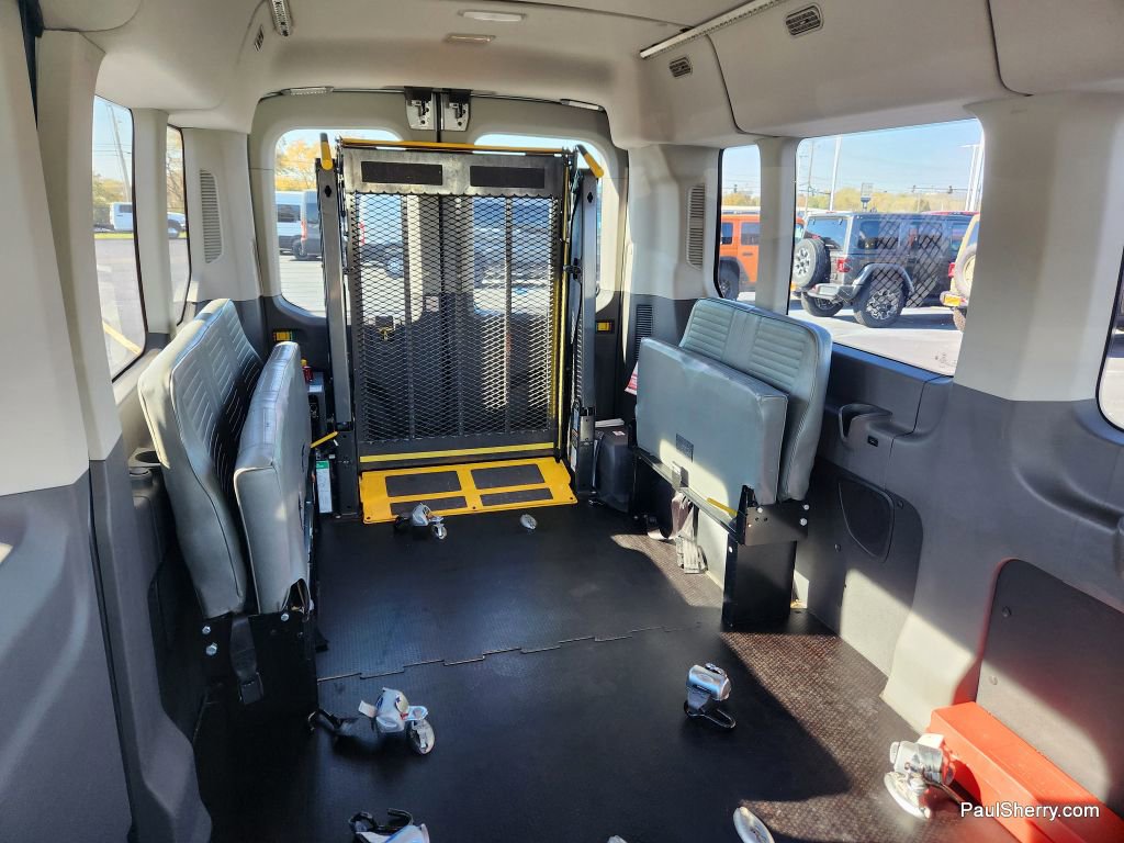 Used 2020 Ford Transit 350 XL image 5