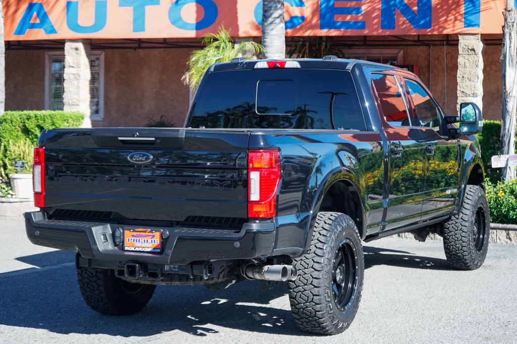 Used 2020 Ford F350 Lariat AWD/4WD image 12
