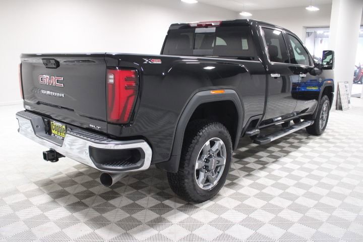 New 2026 GMC Sierra 2500 SLT w/ SLT Premium Package AWD/4WD image 12