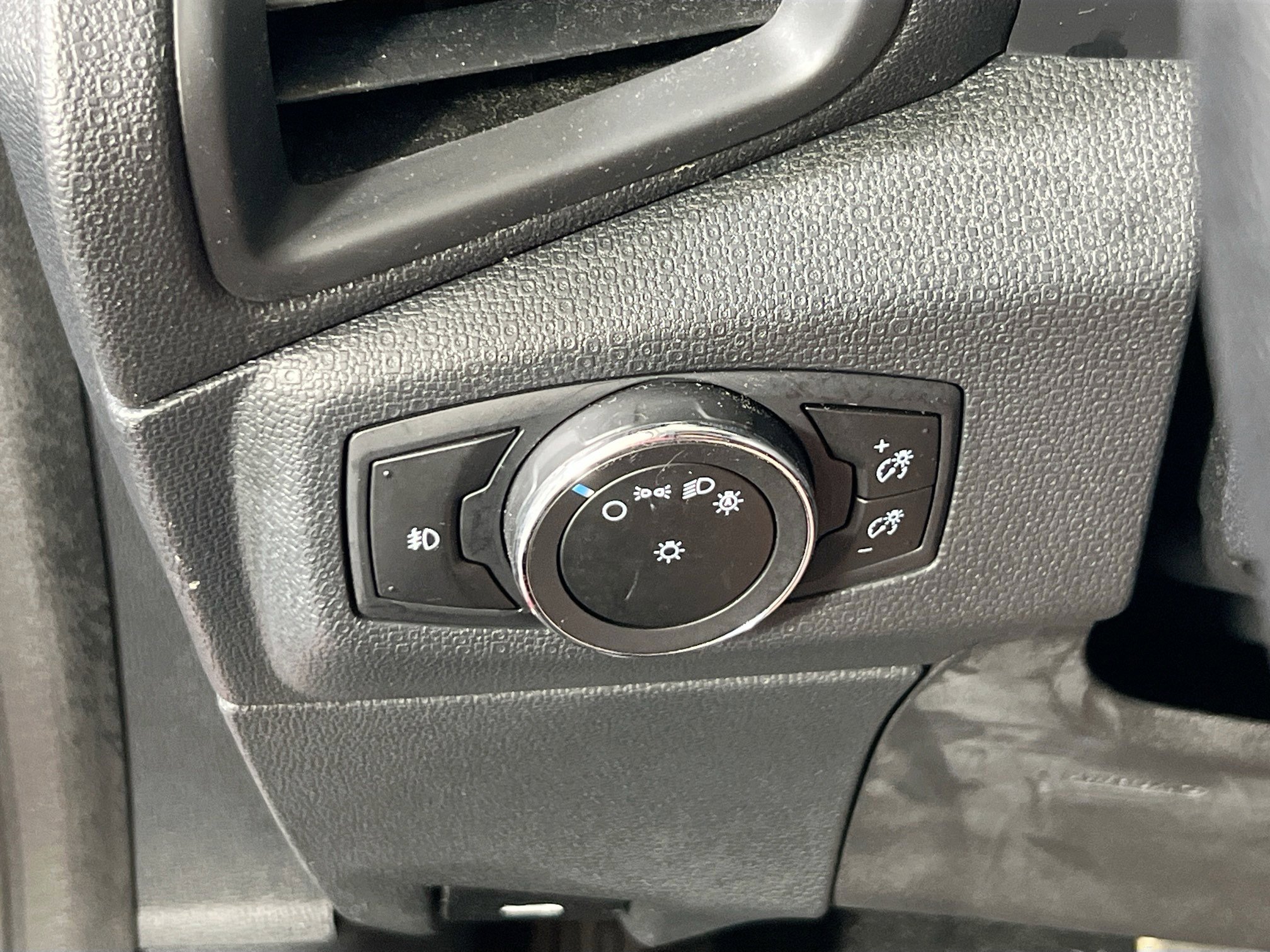 Used 2018 Ford EcoSport SE w/ SE Convenience Package AWD/4WD image 10