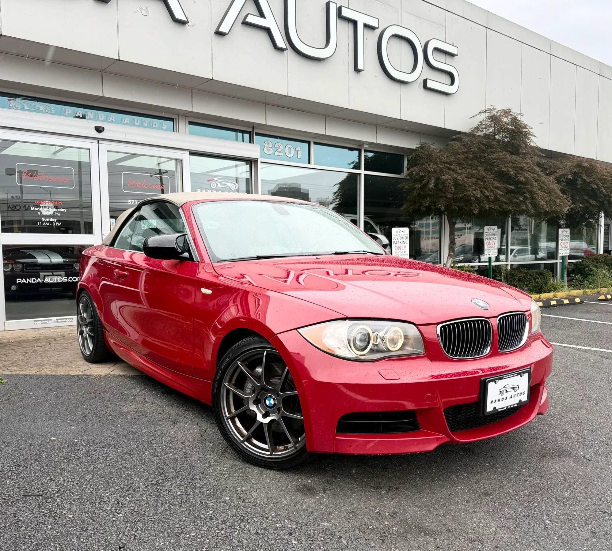 Used 2011 BMW 135i Convertible RWD image 1