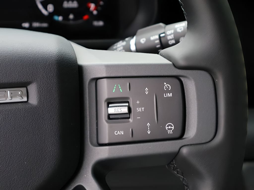 New 2026 Land Rover Defender 110 S AWD/4WD image 31