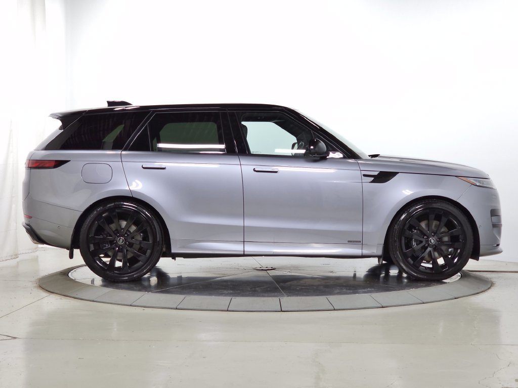 Certified 2025 Land Rover Range Rover Sport Autobiography AWD/4WD image 9