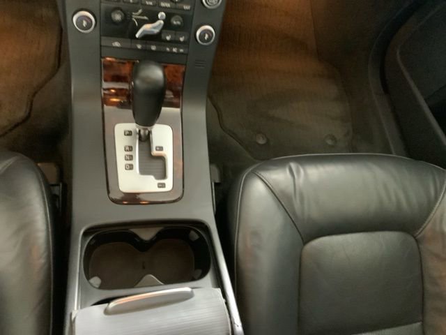 Used 2008 Volvo V70 image 21