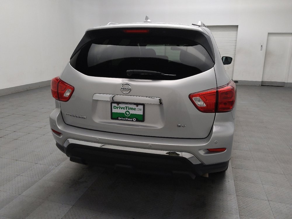 Used 2020 Nissan Pathfinder SV image 7