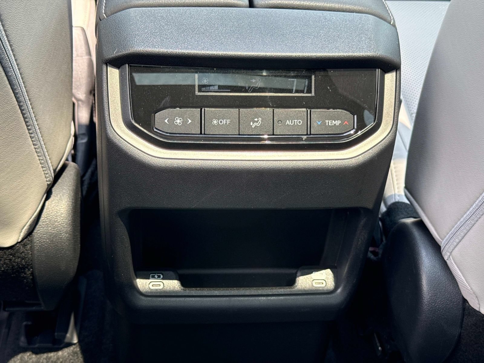 Used 2026 Lexus TX 350 AWD w/ Technology Package image 12