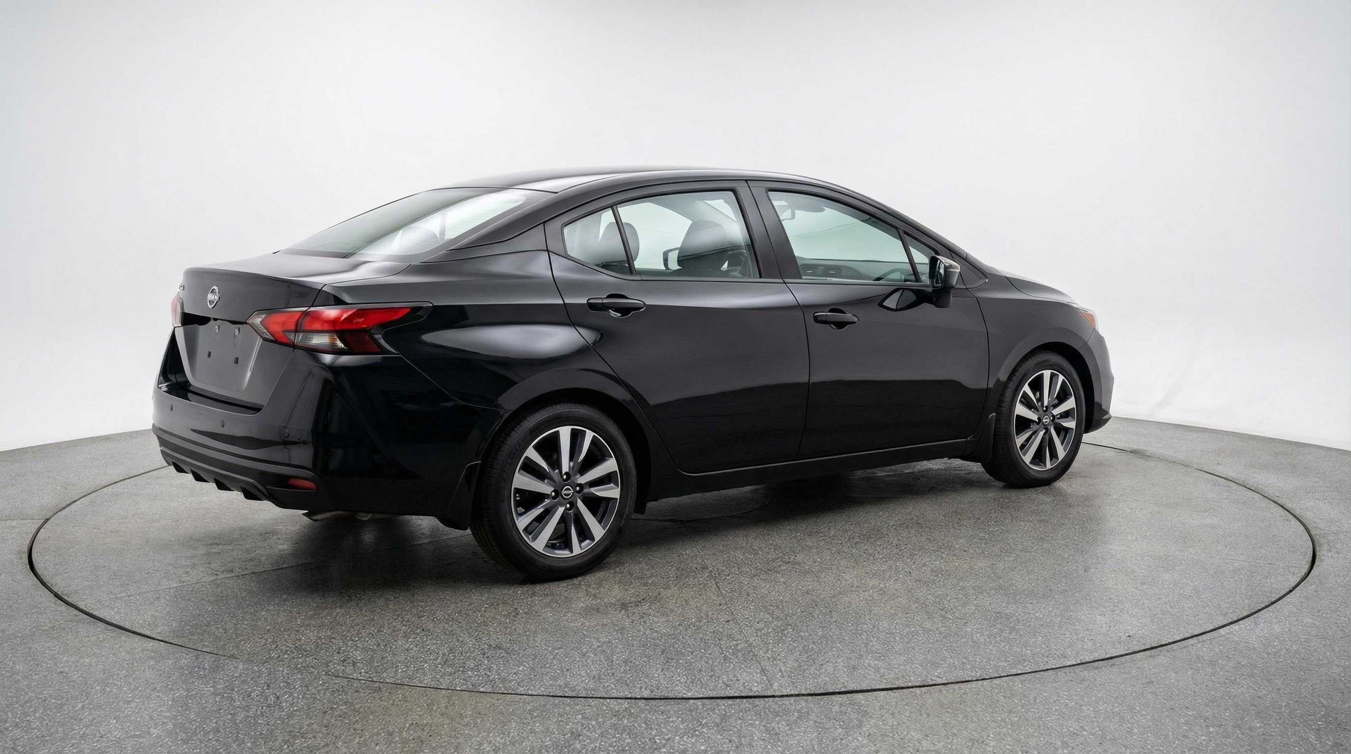 Used 2025 Nissan Versa SV w/ Trunk Package image 9