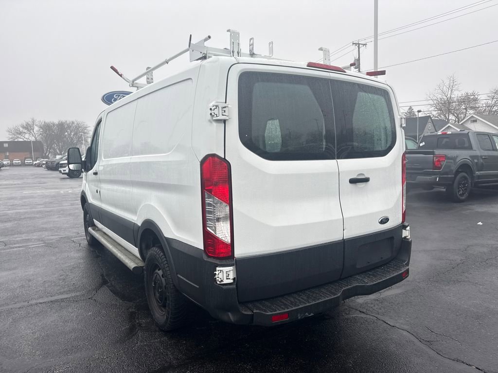 Used 2015 Ford Transit 250 130 Low Roof w/ Exterior Upgrade Package image 9