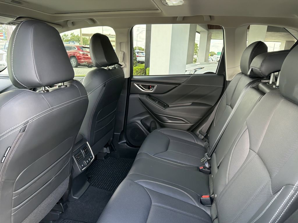 Used 2019 Subaru Forester Touring AWD/4WD image 14