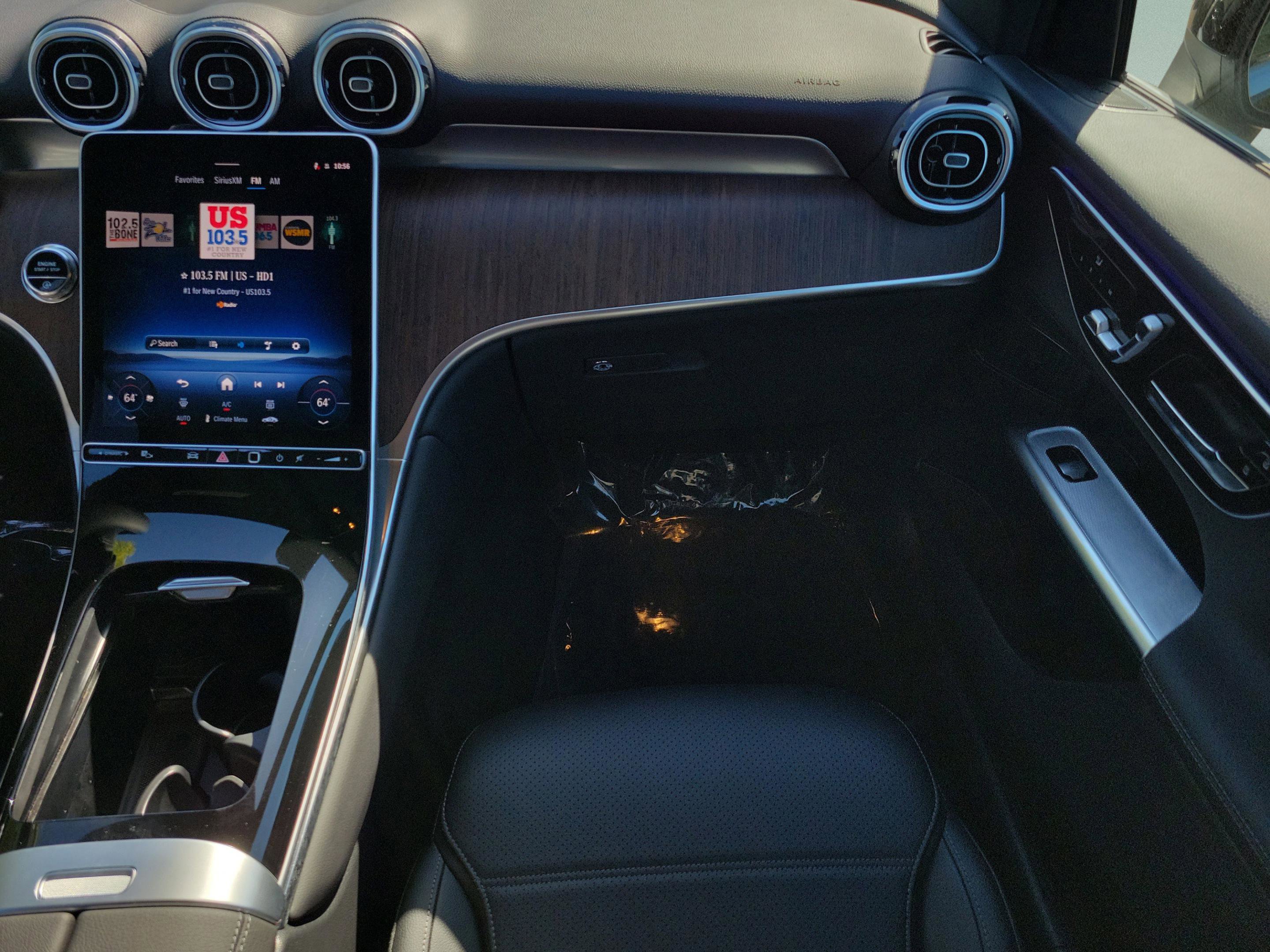 Used 2026 Mercedes-Benz GLC 300 4MATIC image 19