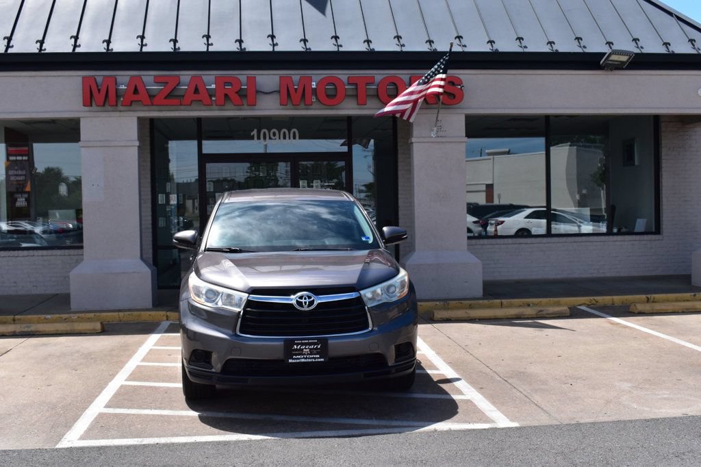 Used 2014 Toyota Highlander LE FWD image 7