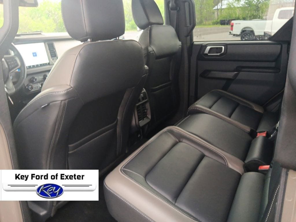 Certified 2025 Ford Bronco Outer Banks w/ Sasquatch Package AWD/4WD image 17